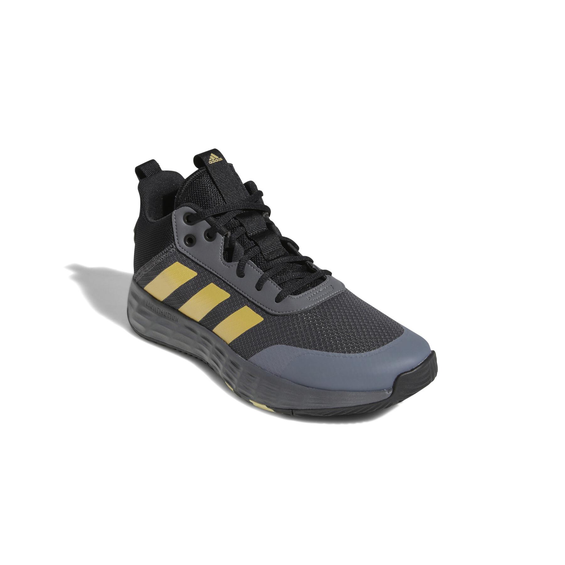 Indoor shoes Adidas Ownthegame