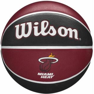 Ballon NBA Tribut e Miami Heat
