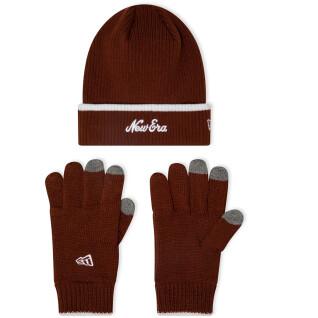 Red e-touch hat & gloves New Era