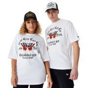 Oversized graphic butterfly T-shirt New Era